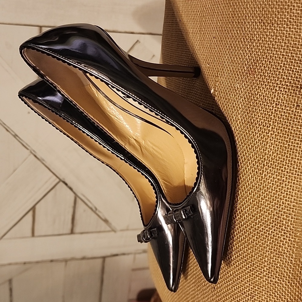 No. 21 Black Patent Leather Heels - Picture 3 of 12